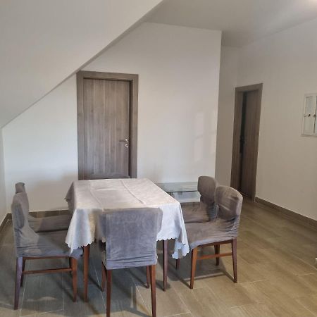 Sosto Apartman Szekesfehervar Exterior photo